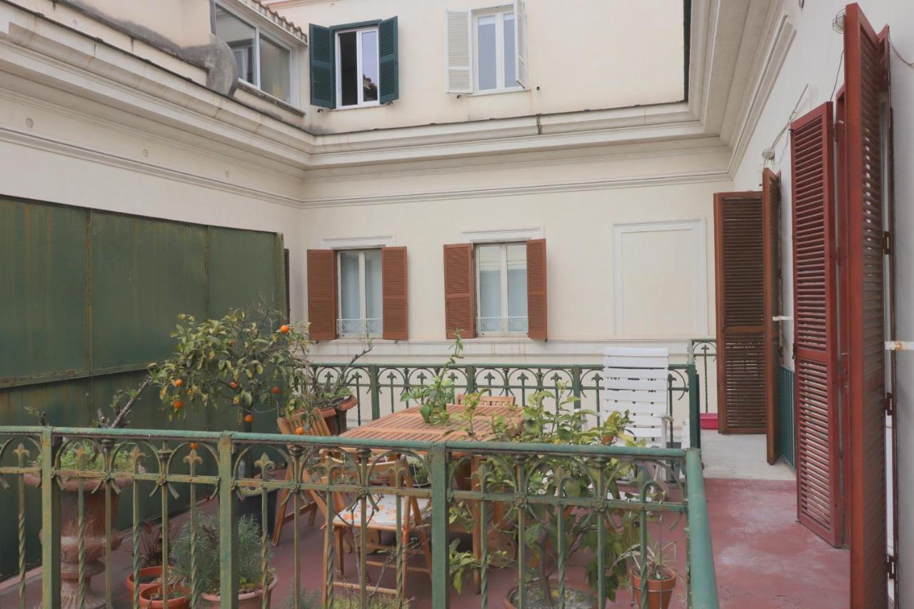 Trevi Grand Blu Suite B&B ローマ エクステリア 写真