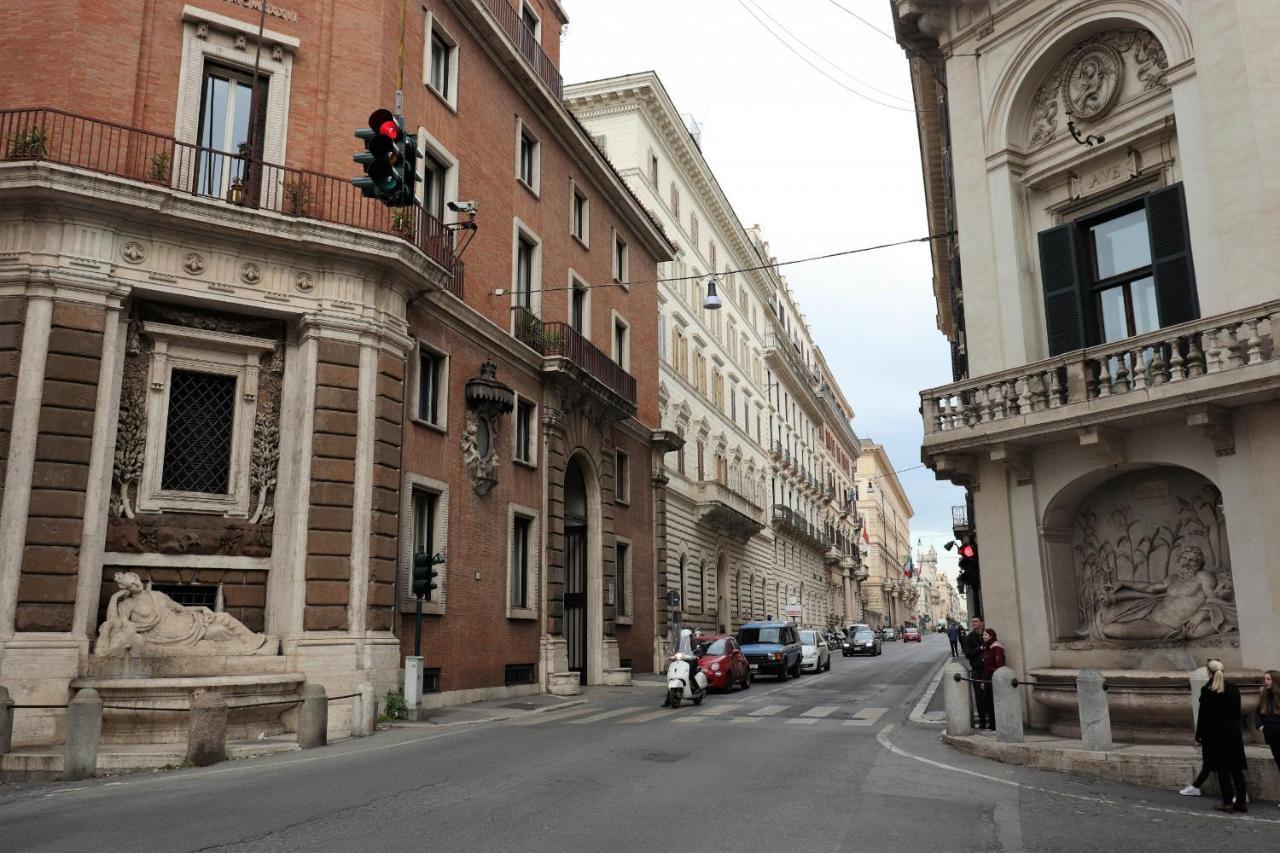 Trevi Grand Blu Suite B&B ローマ エクステリア 写真